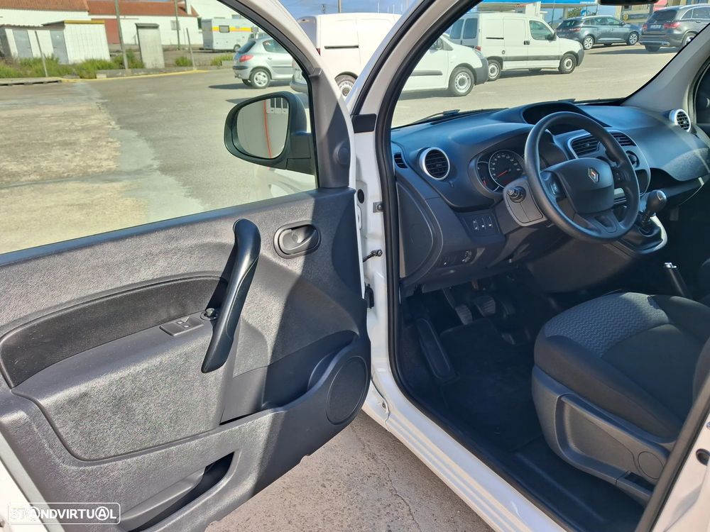 Renault 1.5 Blue dCi 95 Cvs - 12