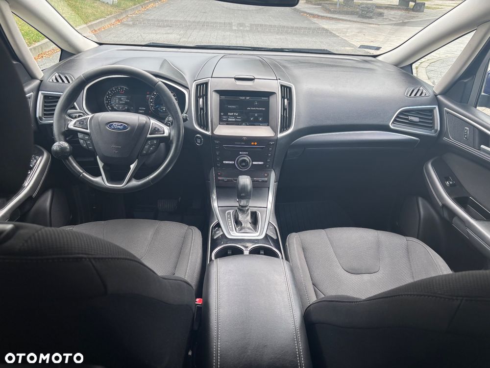 Ford S-Max - 9