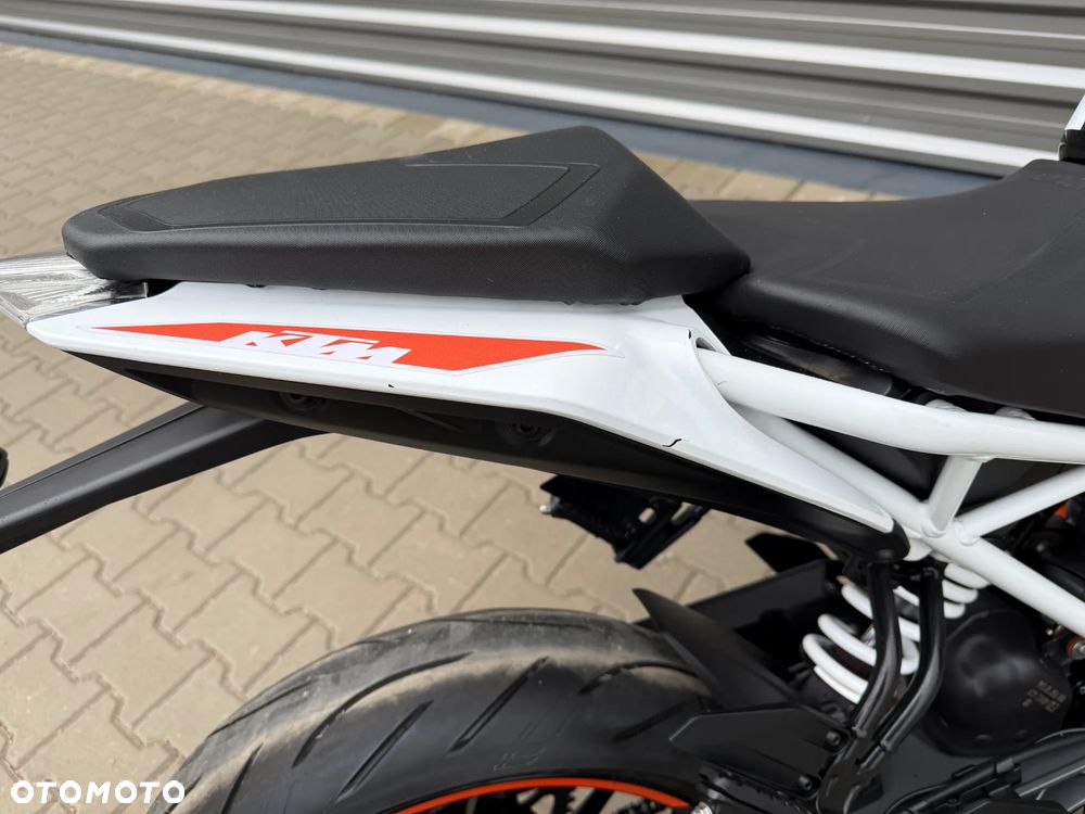 KTM Duke 390 - 26