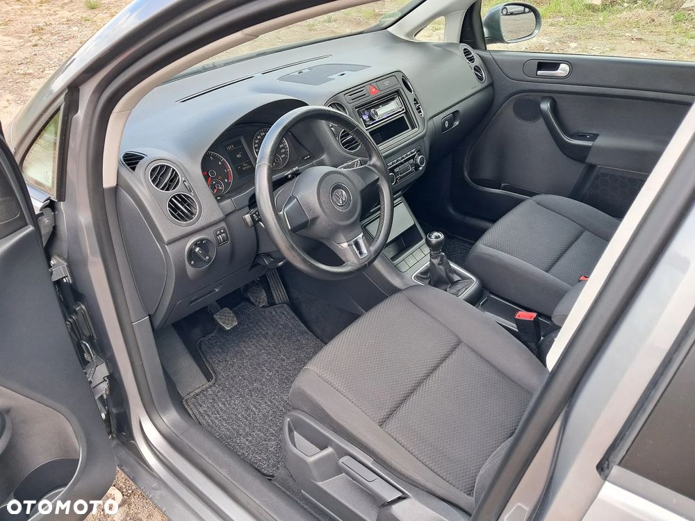 Volkswagen Golf Plus - 15