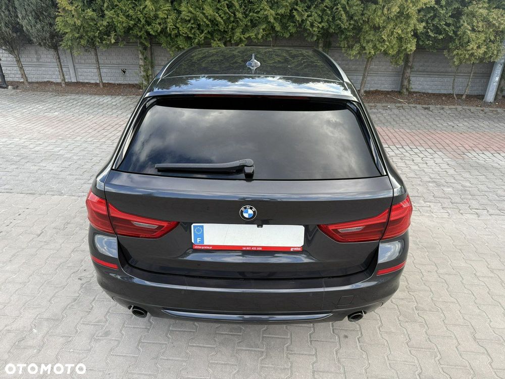 BMW Seria 5 520d Sport - 5
