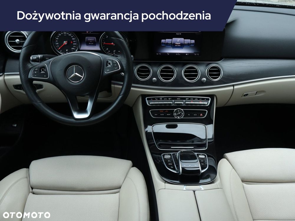 Mercedes-Benz Klasa E - 9