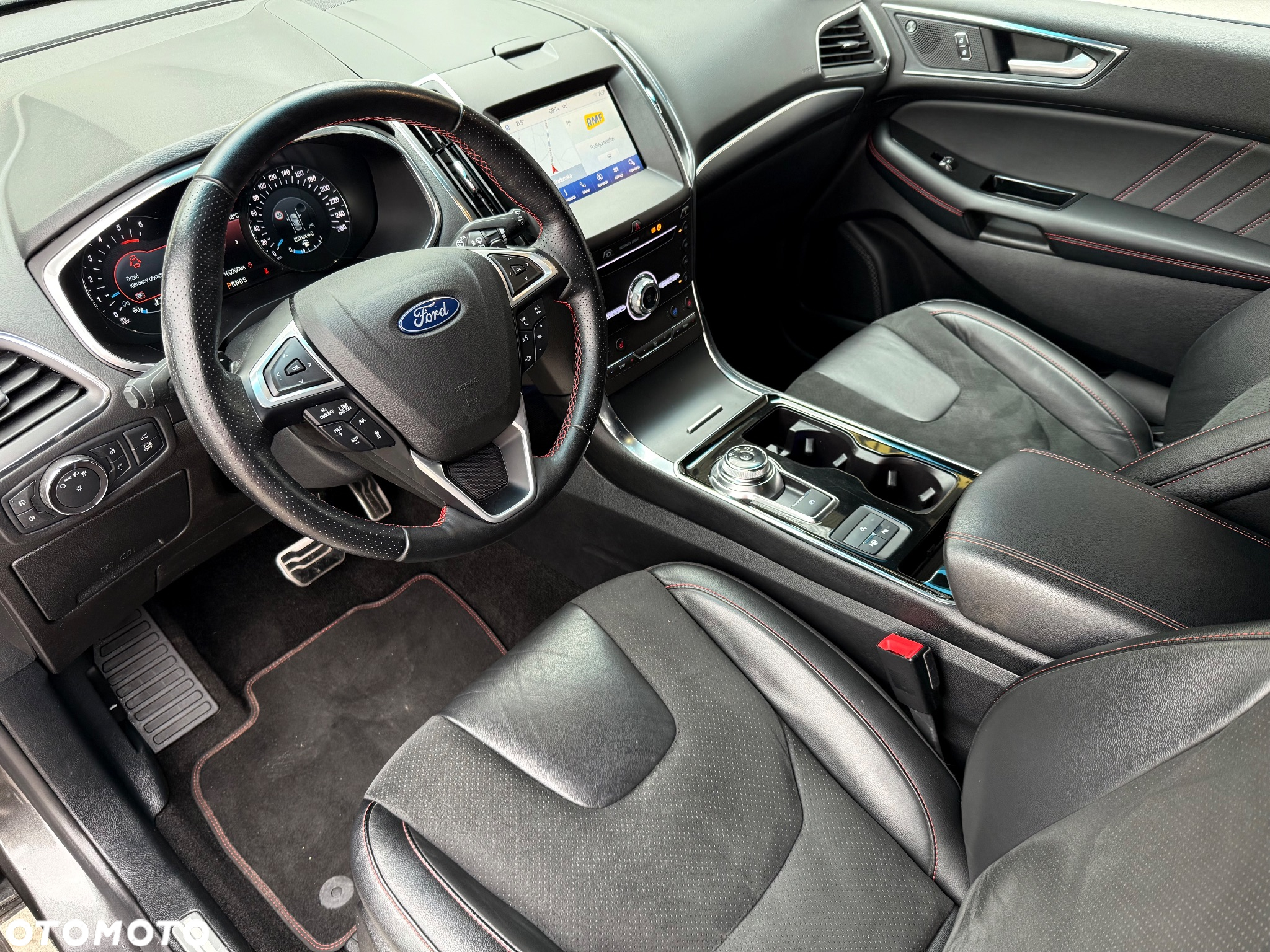 Ford Edge 2.0 EcoBlue Bi-Turbo 4x4 ST-LINE - 12