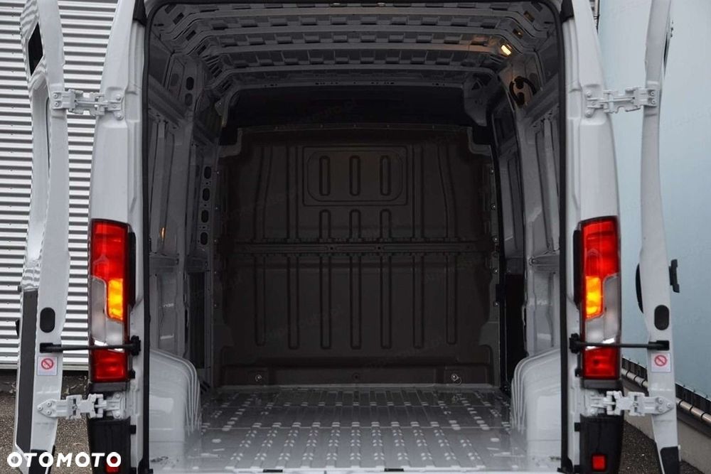 Opel Movano Heavy L3H2 EAT8 2.2 180KM - 12