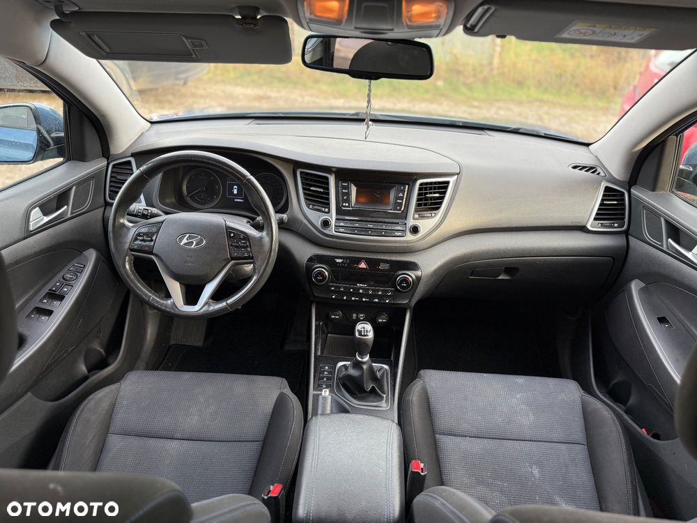 Hyundai Tucson 1.7 CRDI BlueDrive Style 2WD - 7