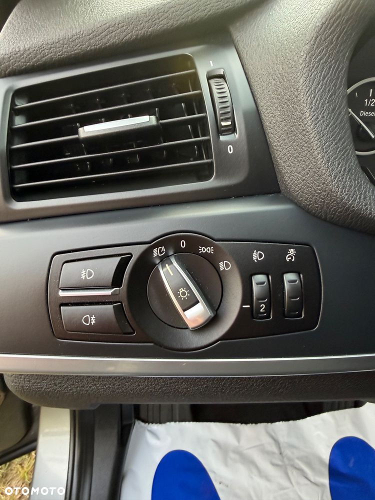 BMW X3 xDrive20d - 24