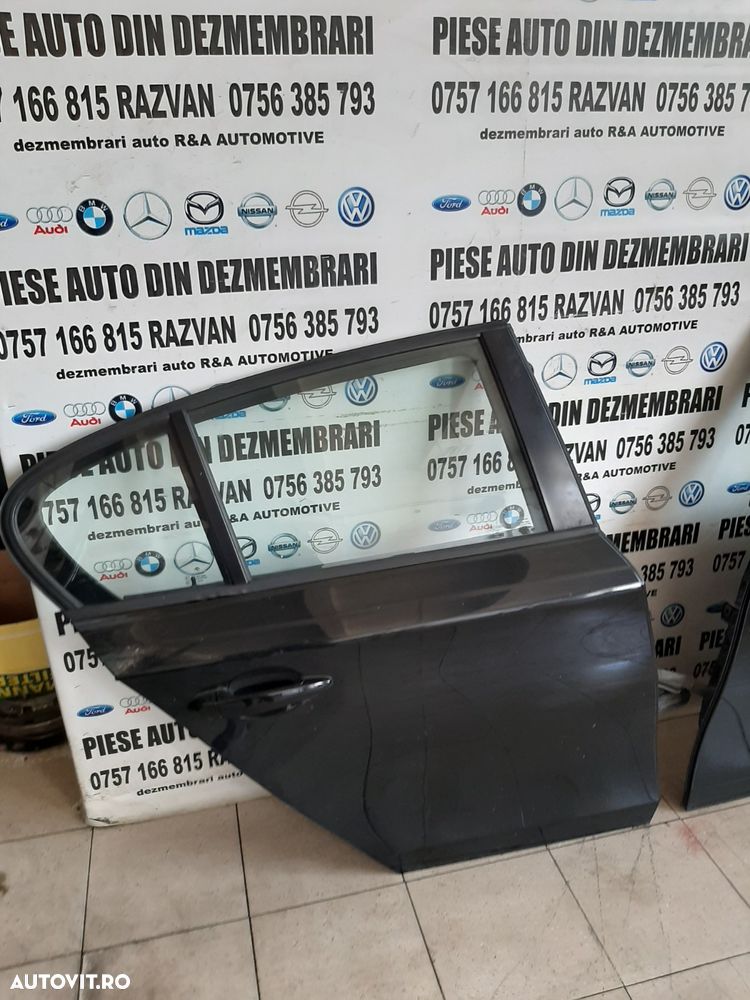 Usi Usa Portiera Stanga Dreapta Spate Bmw Seria 1 E87 Neagre Intacte Dezmembrez Bmw E87 - 4