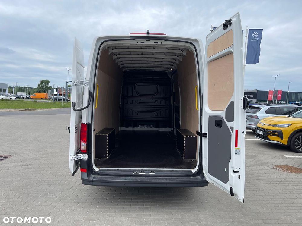 Volkswagen Crafter - 13