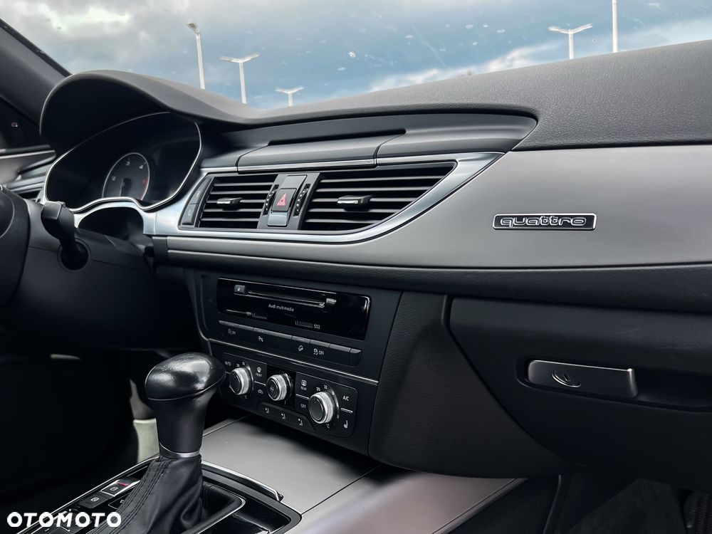 Audi A6 Allroad - 30