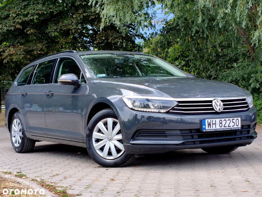 Volkswagen Passat 1.6 TDI BMT City - 17