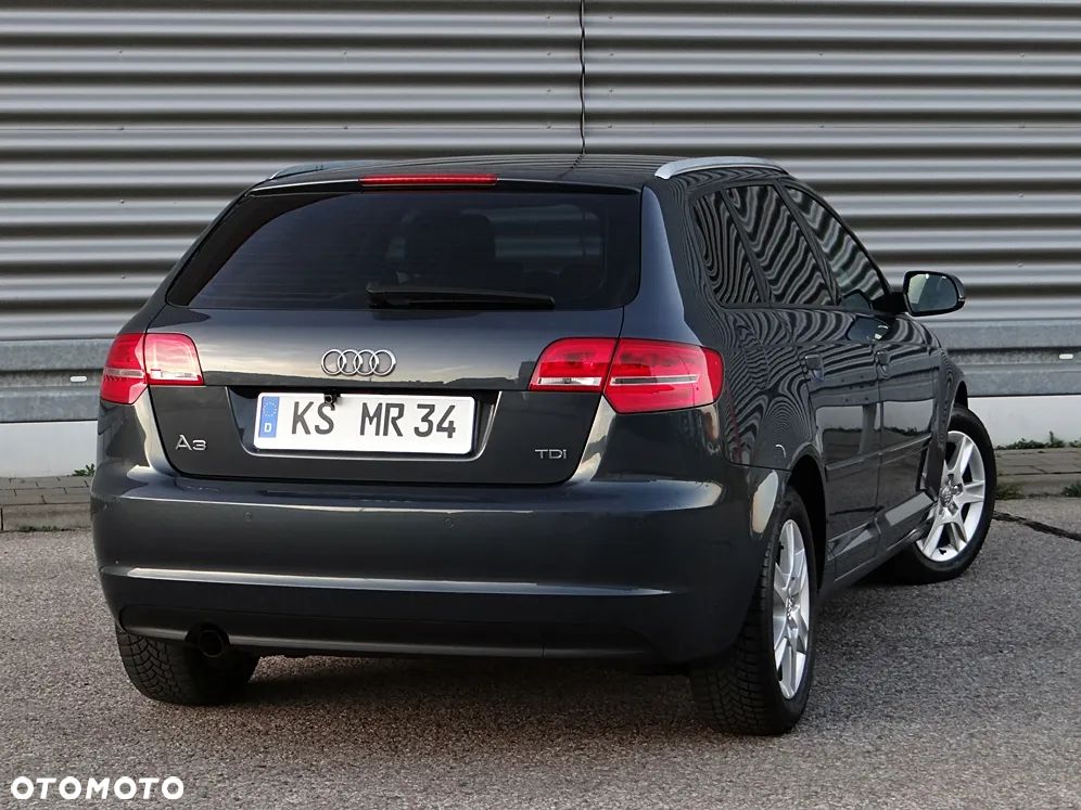 Audi A3 Sportback 1.6 TDI Attraction - 14