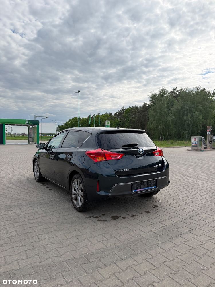 Toyota Auris - 12