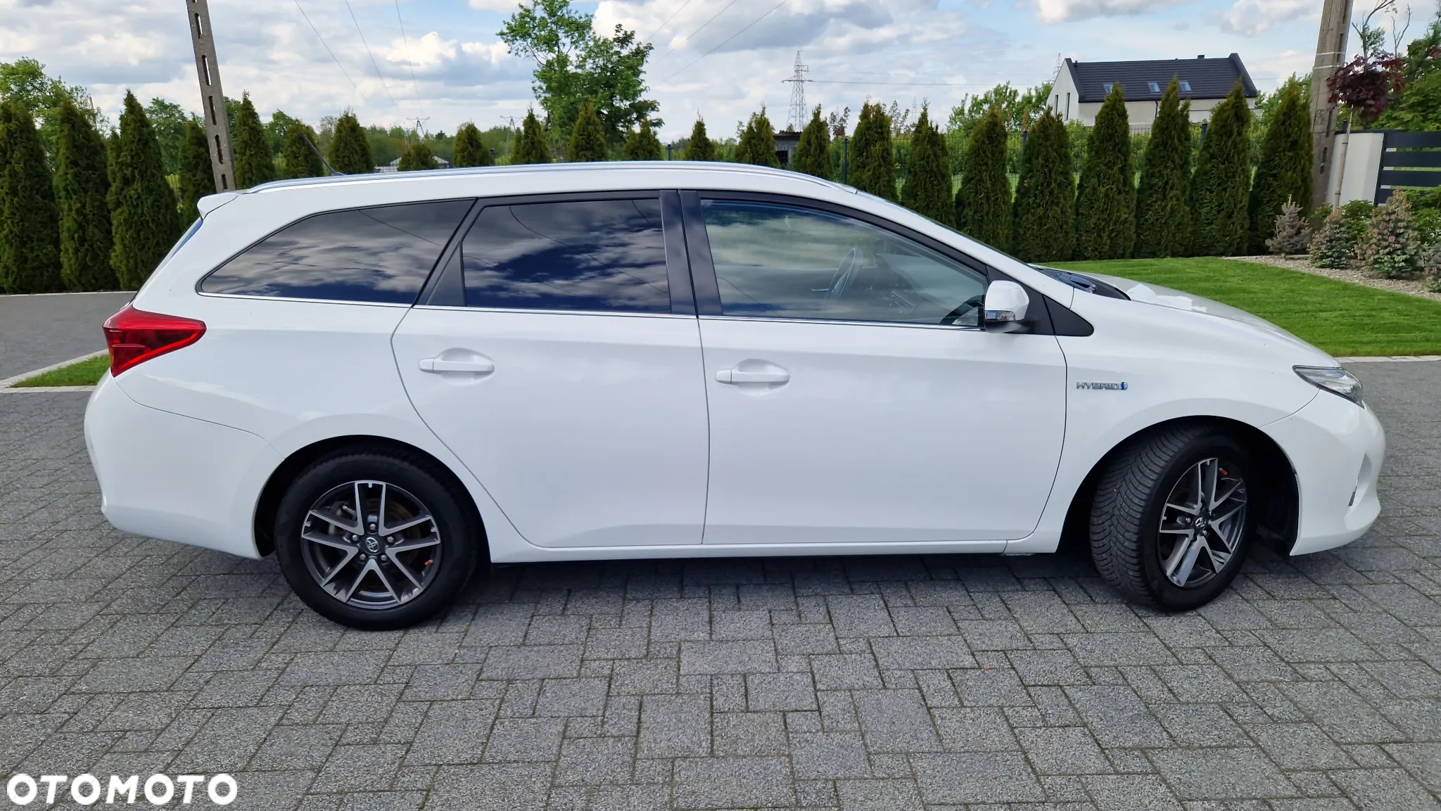 Toyota Auris 1.8 VVT-i Hybrid Automatik Touring Sports Design Edition - 33