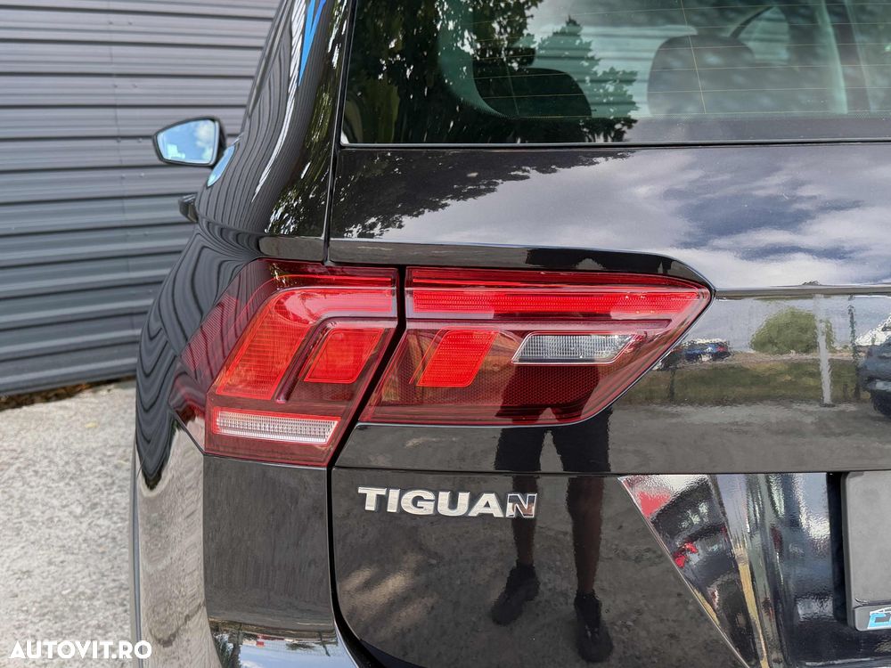 Volkswagen Tiguan 2.0 TDI SCR DSG R-Line - 28
