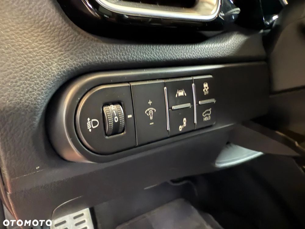 Kia ProCeed 1.6 T-GDI GT DCT - 13