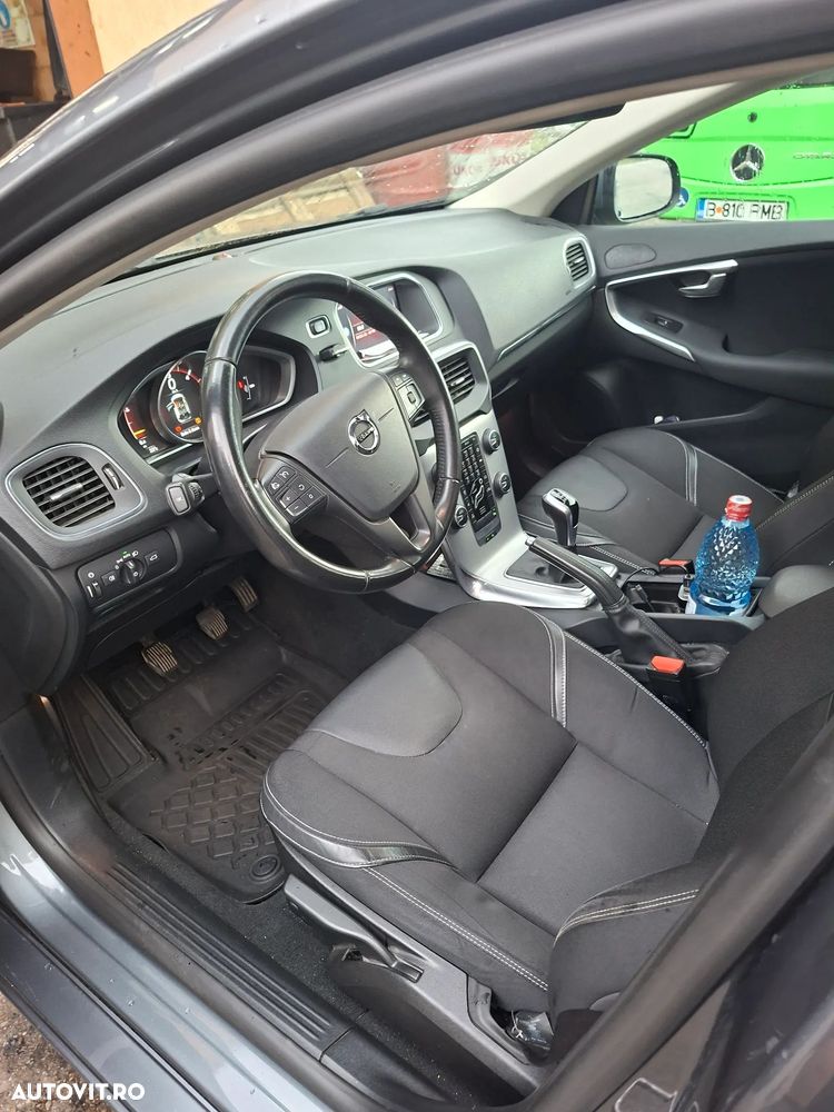 Volvo V40 D2 - 5