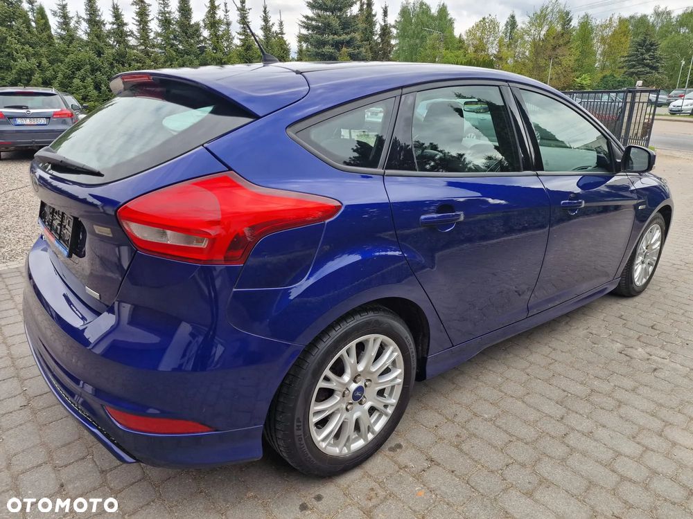 Ford Focus 1.0 EcoBoost Start-Stopp-System ST-LINE STYLE - 10
