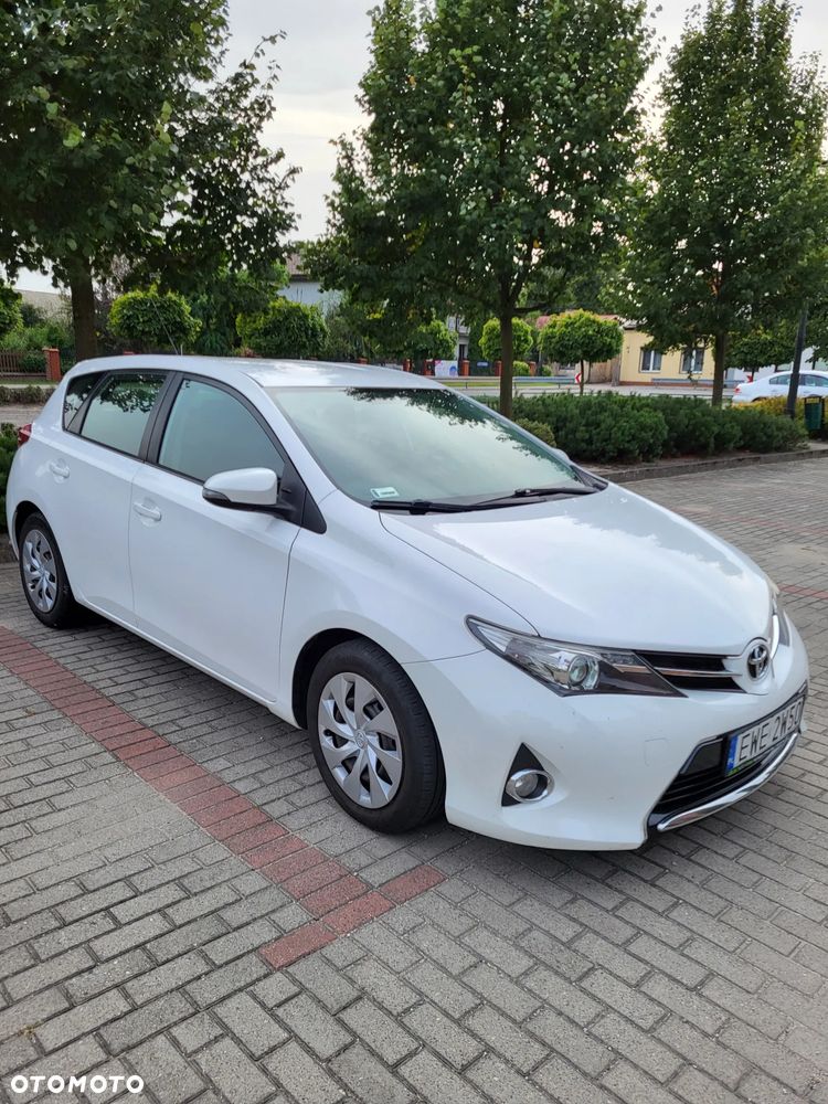 Toyota Auris 2.0 D-4D Dynamic - 8