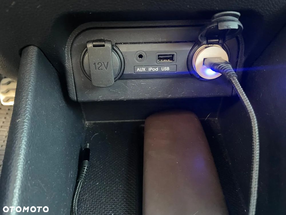 Kia Rio - 8