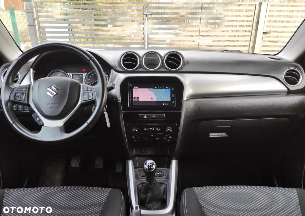 Suzuki Vitara 1.6 Premium 2WD - 6