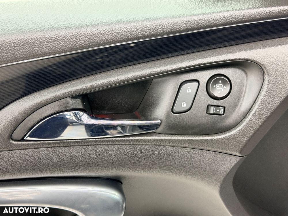 Opel Insignia 1.6 CDTI ecoFLEX Start/Stop Business Innovation - 11