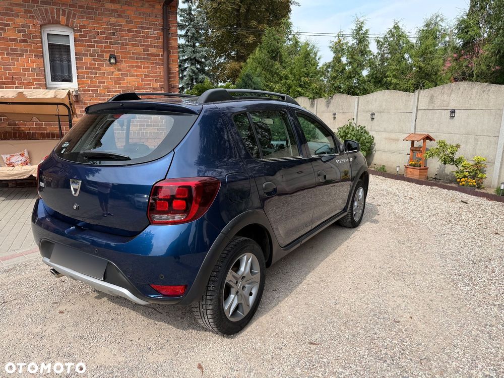 Dacia Sandero Stepway dCi 90 (S&S) Essential - 4