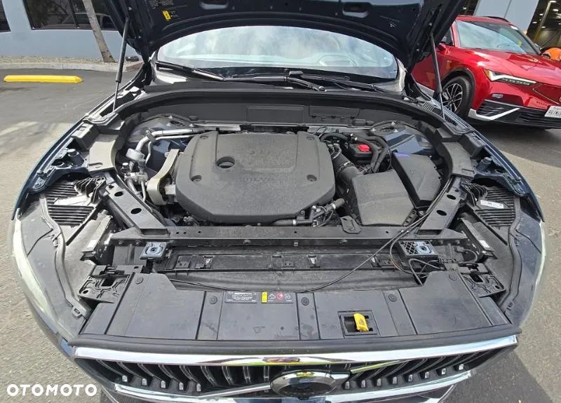 Volvo XC 60 B6 B AWD Ultimate Bright - 14