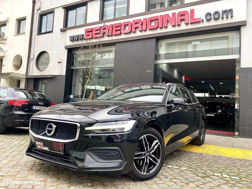 Volvo V60 2.0 D3 Momentum Geartronic - 1