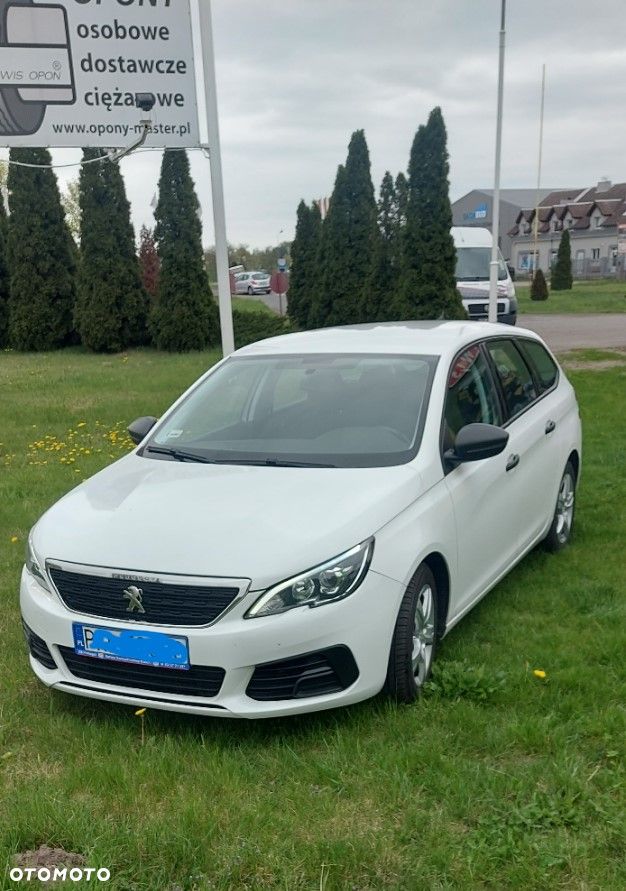 Peugeot 308 - 1