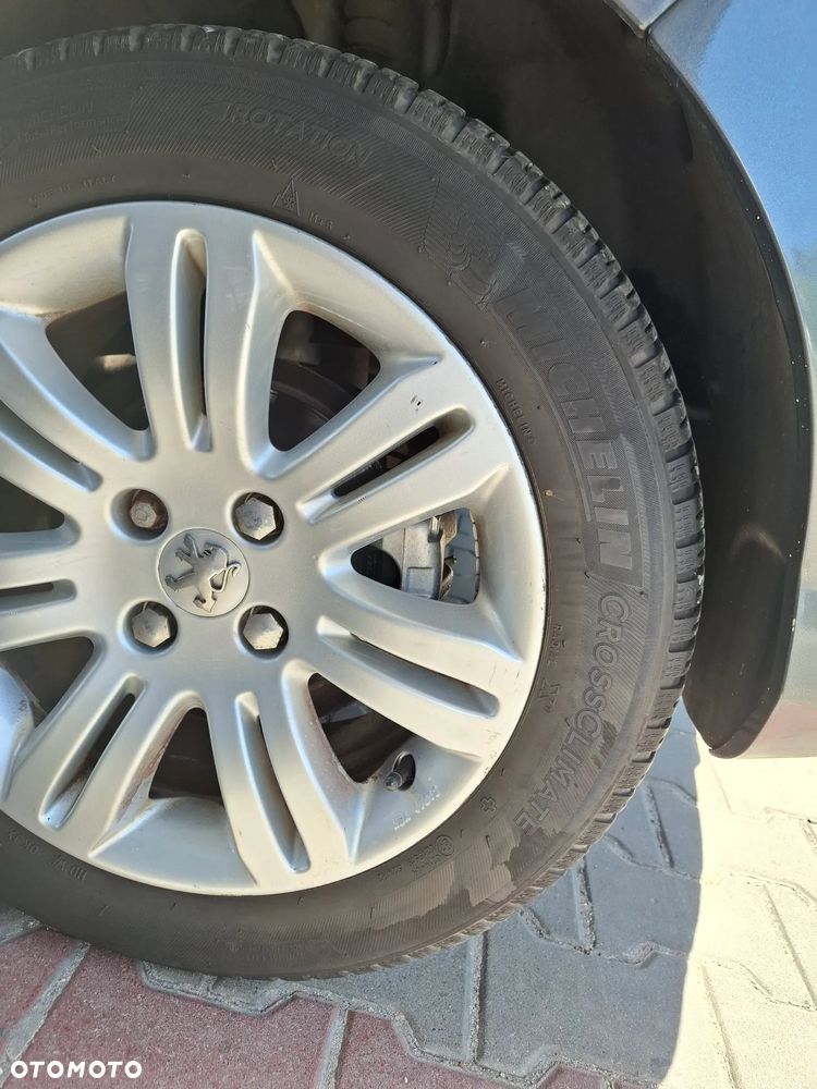 Peugeot 308 1.6 HDi Millesim 200 - 14