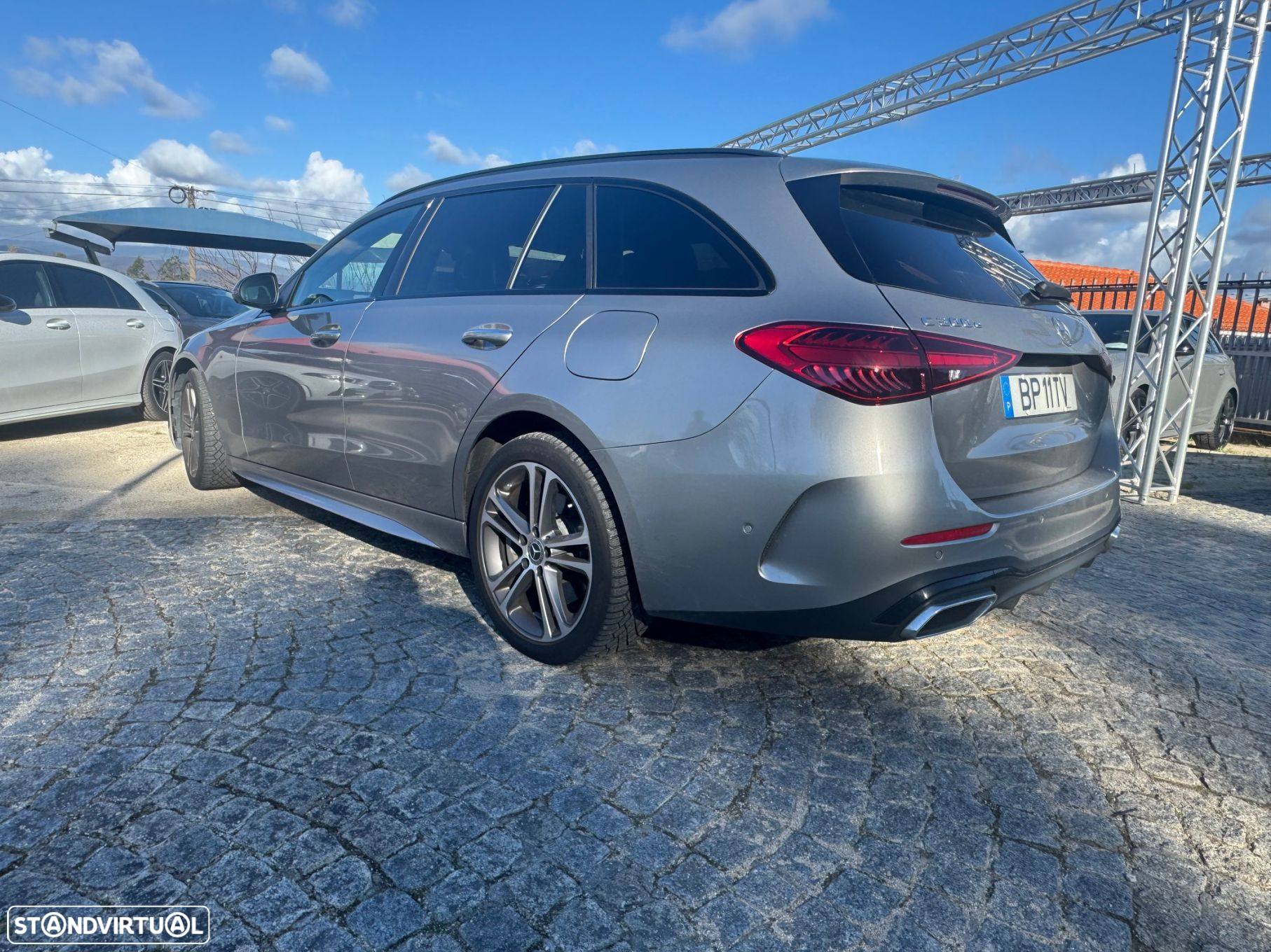 Mercedes-Benz C 300 e AMG Line - 20