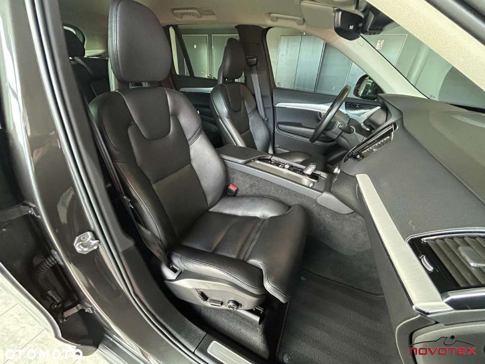 Volvo XC 90 - 17