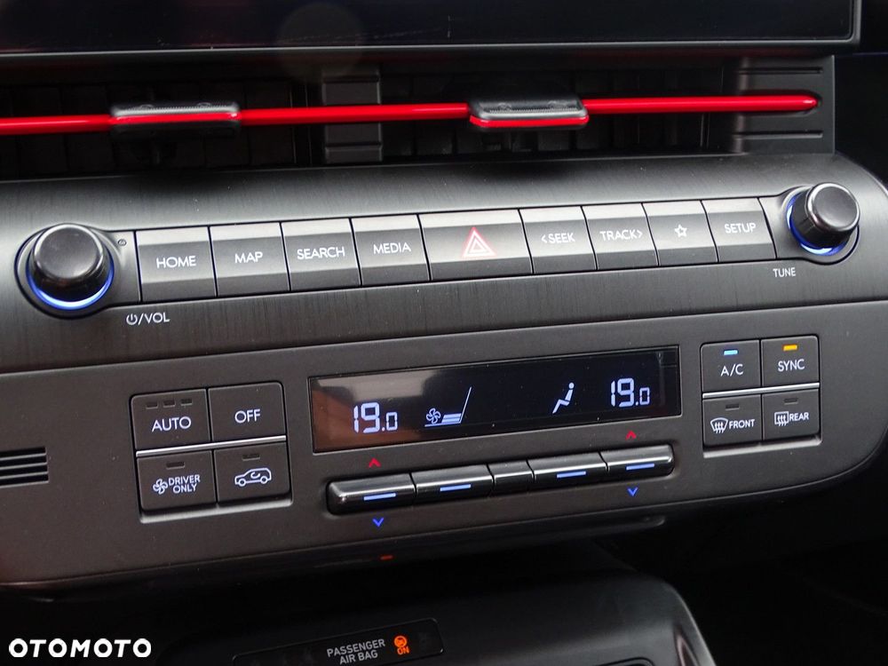 Hyundai Kona - 13