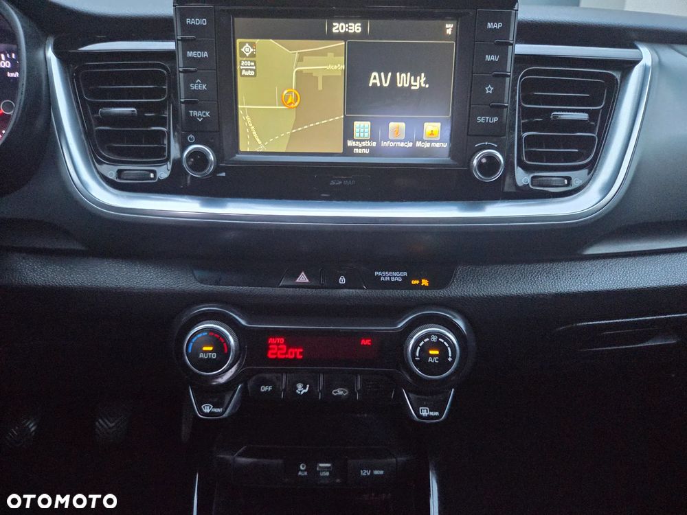 Kia Stonic 1.4 L - 23