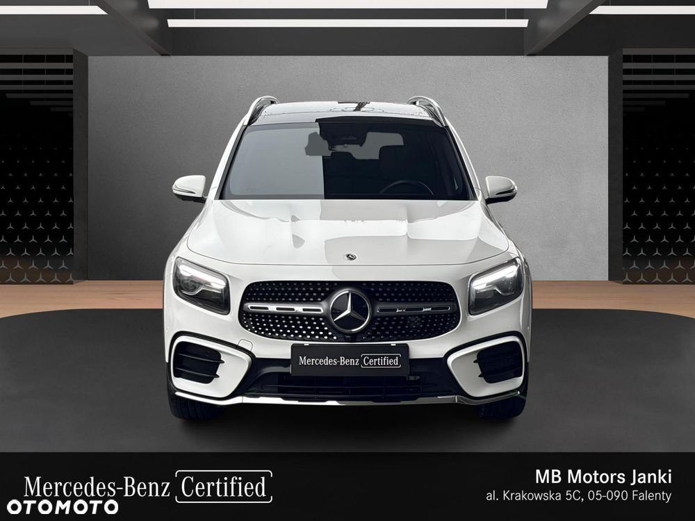 Mercedes-Benz GLB - 8