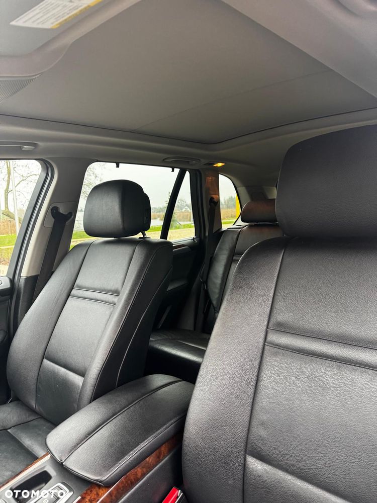 BMW X5 xDrive35i Edition Exclusive - 11