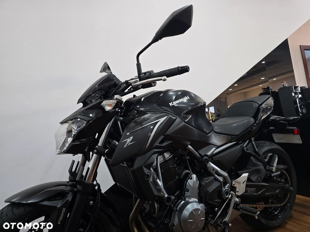 Kawasaki Z 650 - 6