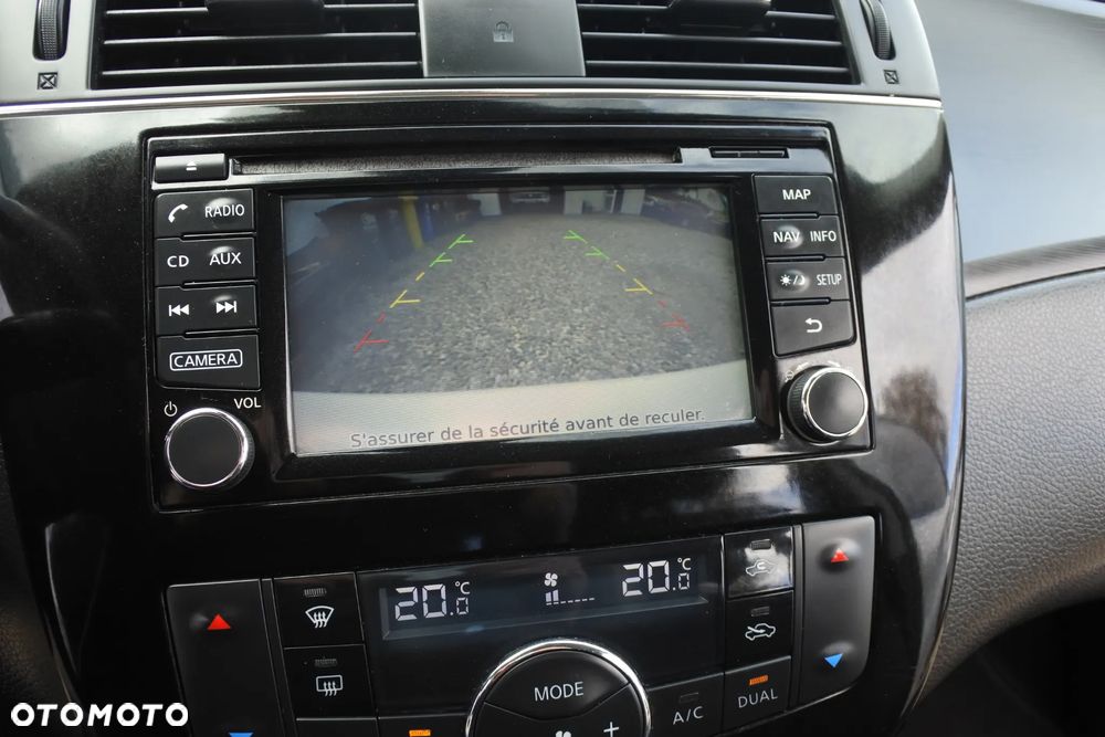 Nissan Pulsar 1.2 DIG-T Tekna EU6 - 16