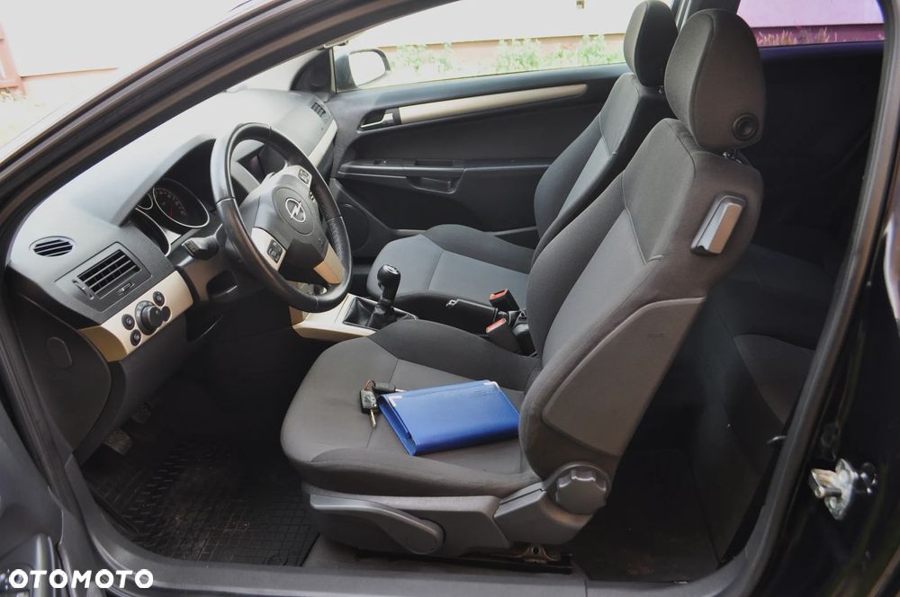 Opel Astra 1.6 Edition Sport - 21