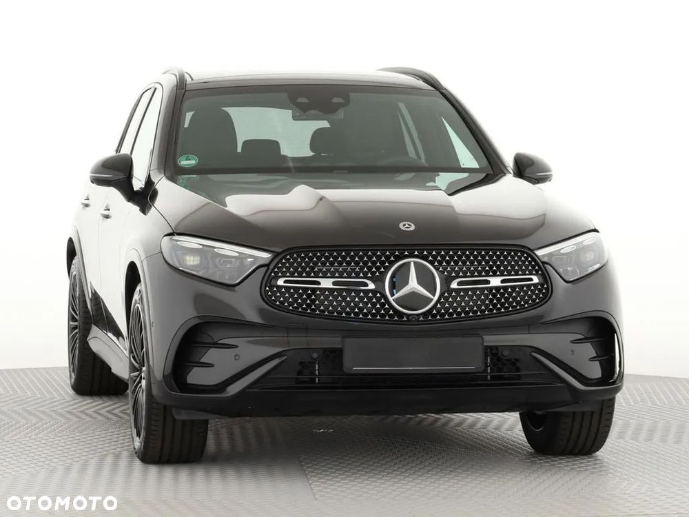 Mercedes-Benz GLC - 4