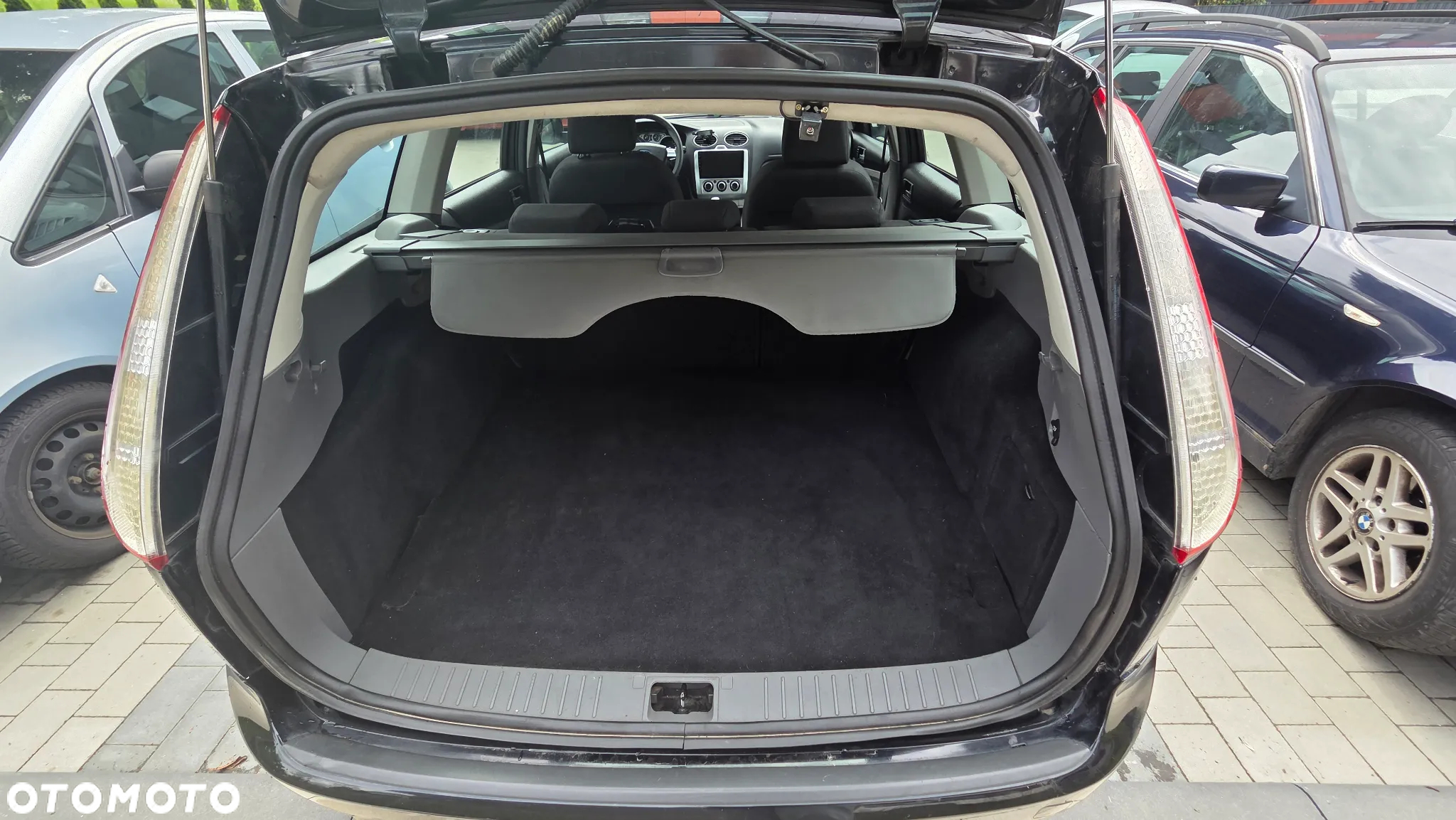 Ford Focus 1.6 16V Ambiente - 7