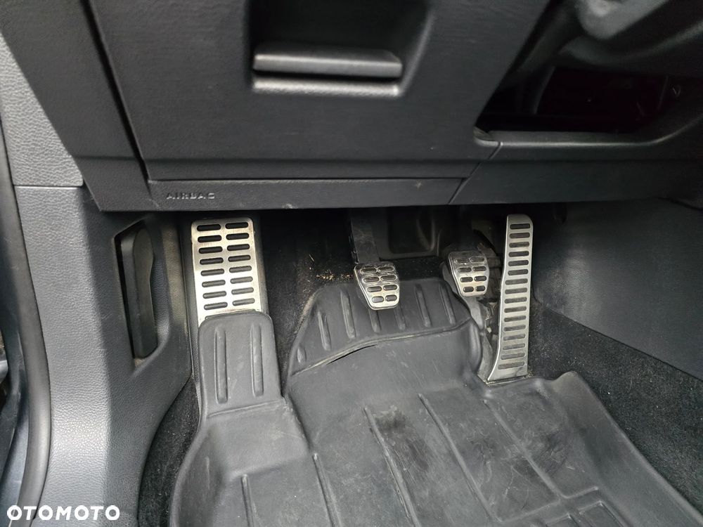 Volkswagen Golf 2.0 TDI GTD - 26