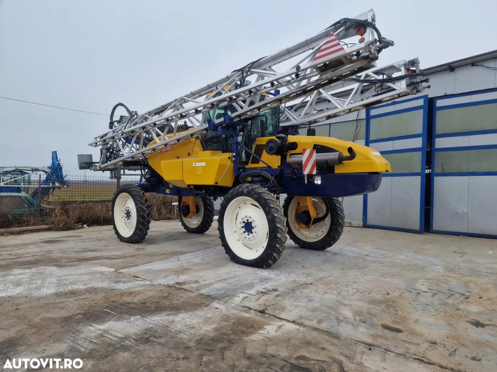 Caruelle 4000 cu GPS autoghidaj control sectiuni - 9