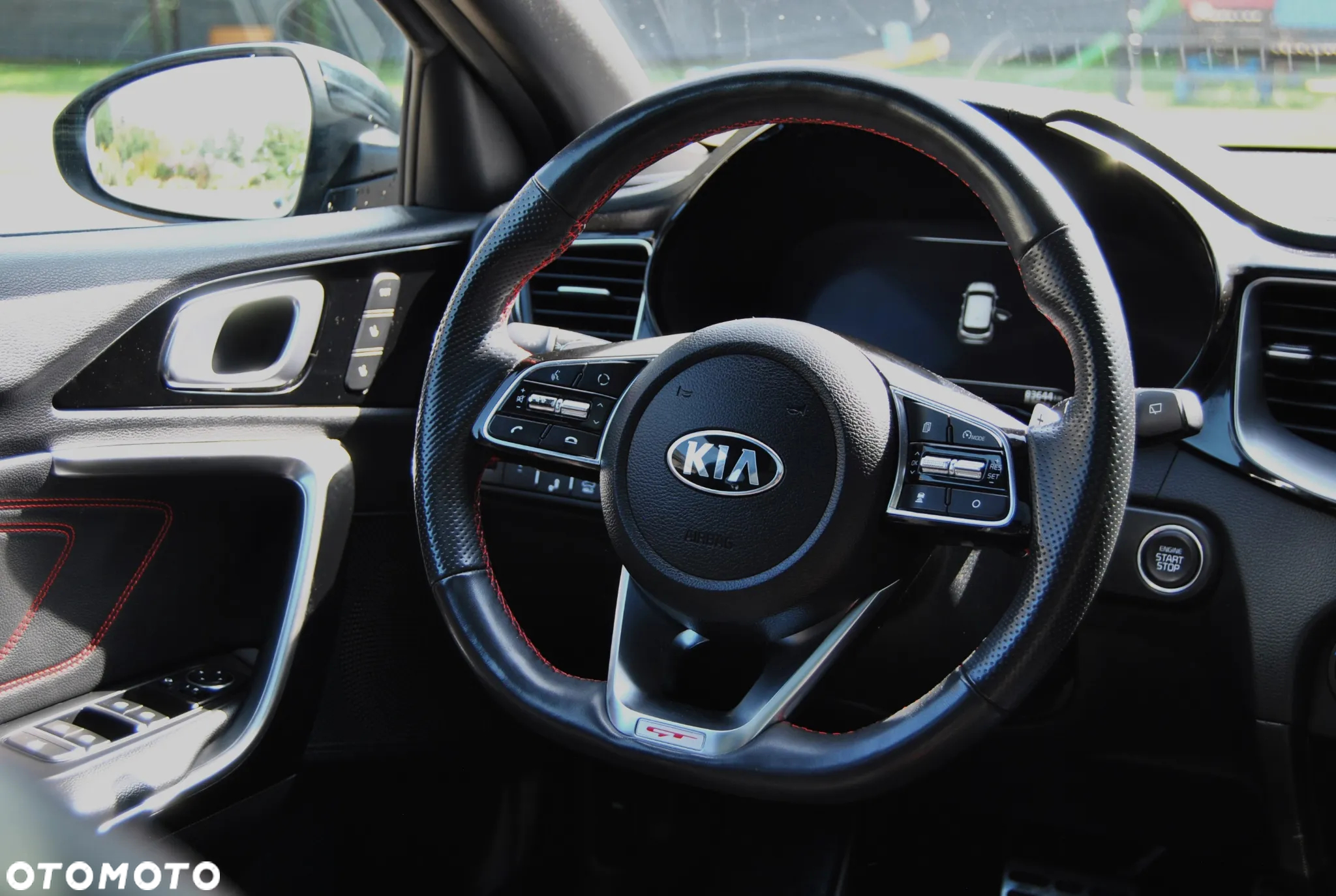 Kia ProCeed 1.6 T-GDI GT DCT - 10