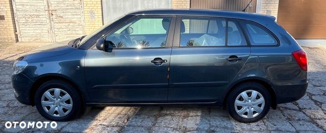 Skoda Fabia 1.4 16V Active Plus - 2