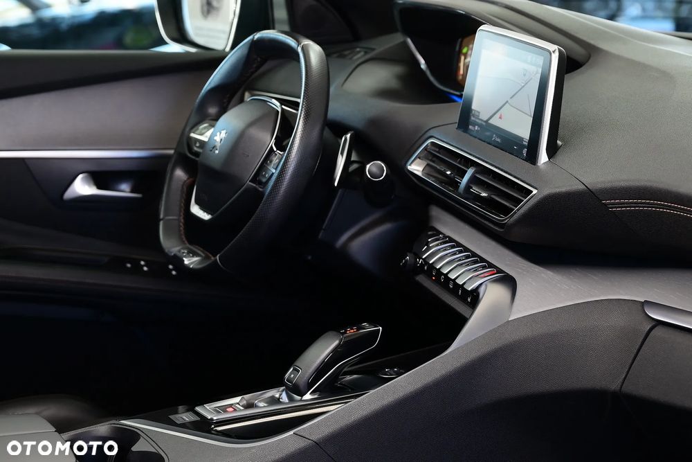 Peugeot 3008 2.0 BlueHDi GT S&S EAT8 - 26
