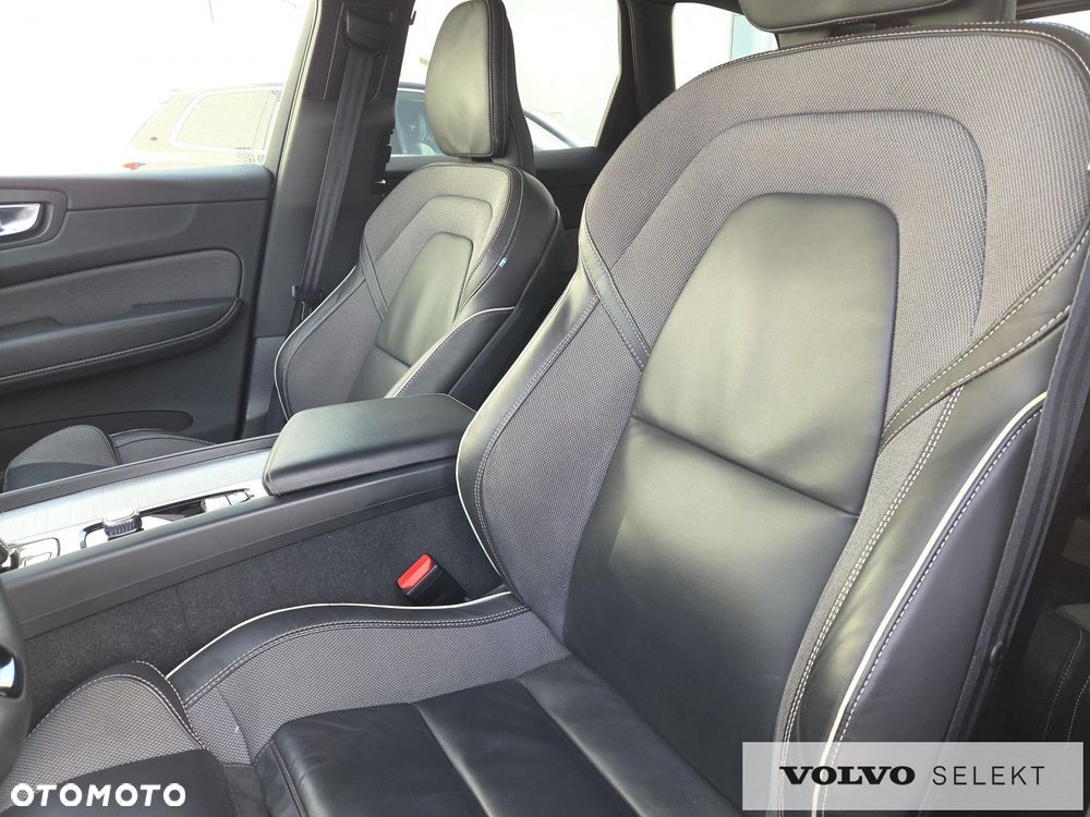 Volvo XC 60 B5 D AWD Geartronic RDesign - 23