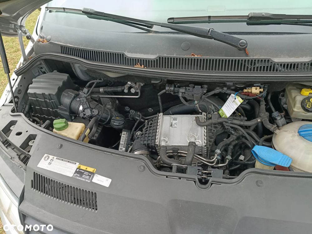 Volkswagen Caravelle 2.0 TDI L2 Trendline DSG - 24