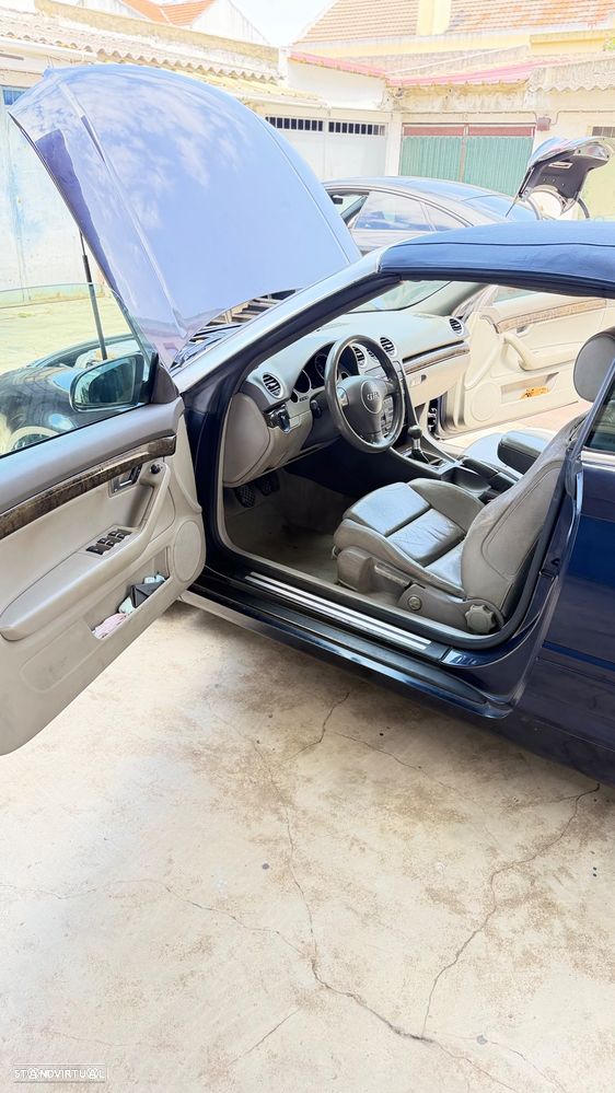 Audi A4 Cabrio 2.5 TDI - 5