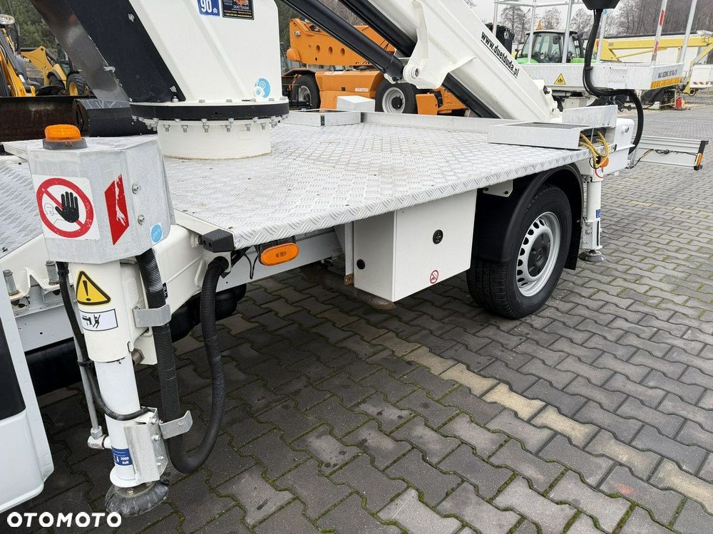 Mercedes-Benz Sprinter - 8